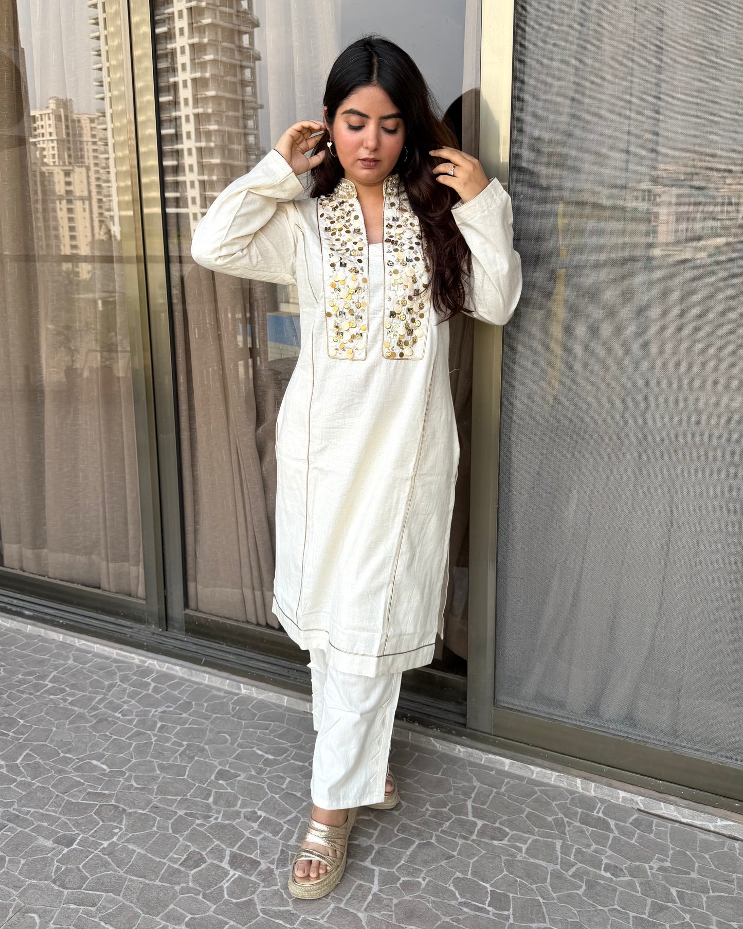 Embellished 2 piece kurta set